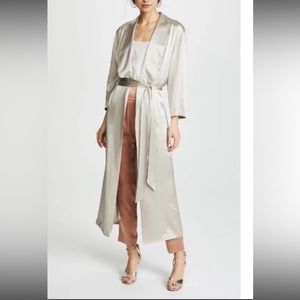 TEXERE // 100% silk long robe in cream